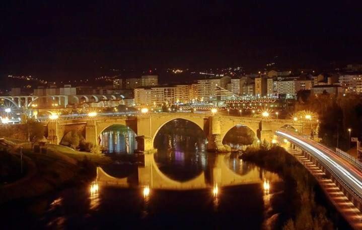 Castelodobispo - Ourense Sobrado del Obispo 外观 照片